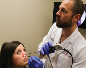 A physician at Ohio State University uses the Vivaer system.